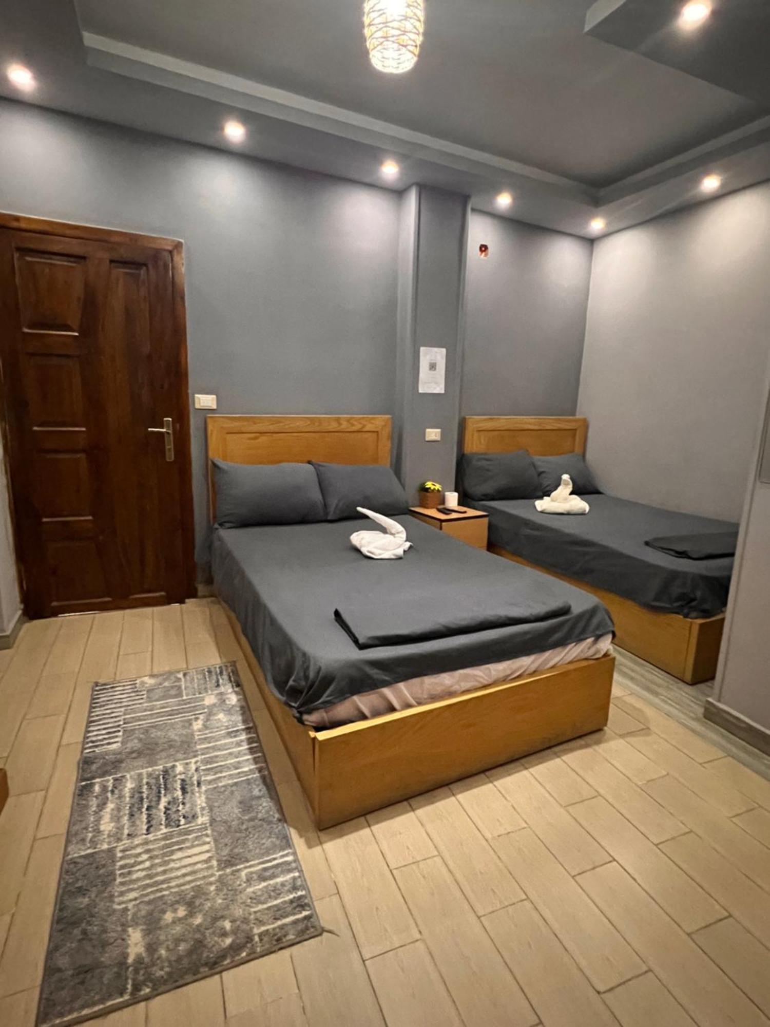 Amigo Pyramids Inn 카이로 외부 사진