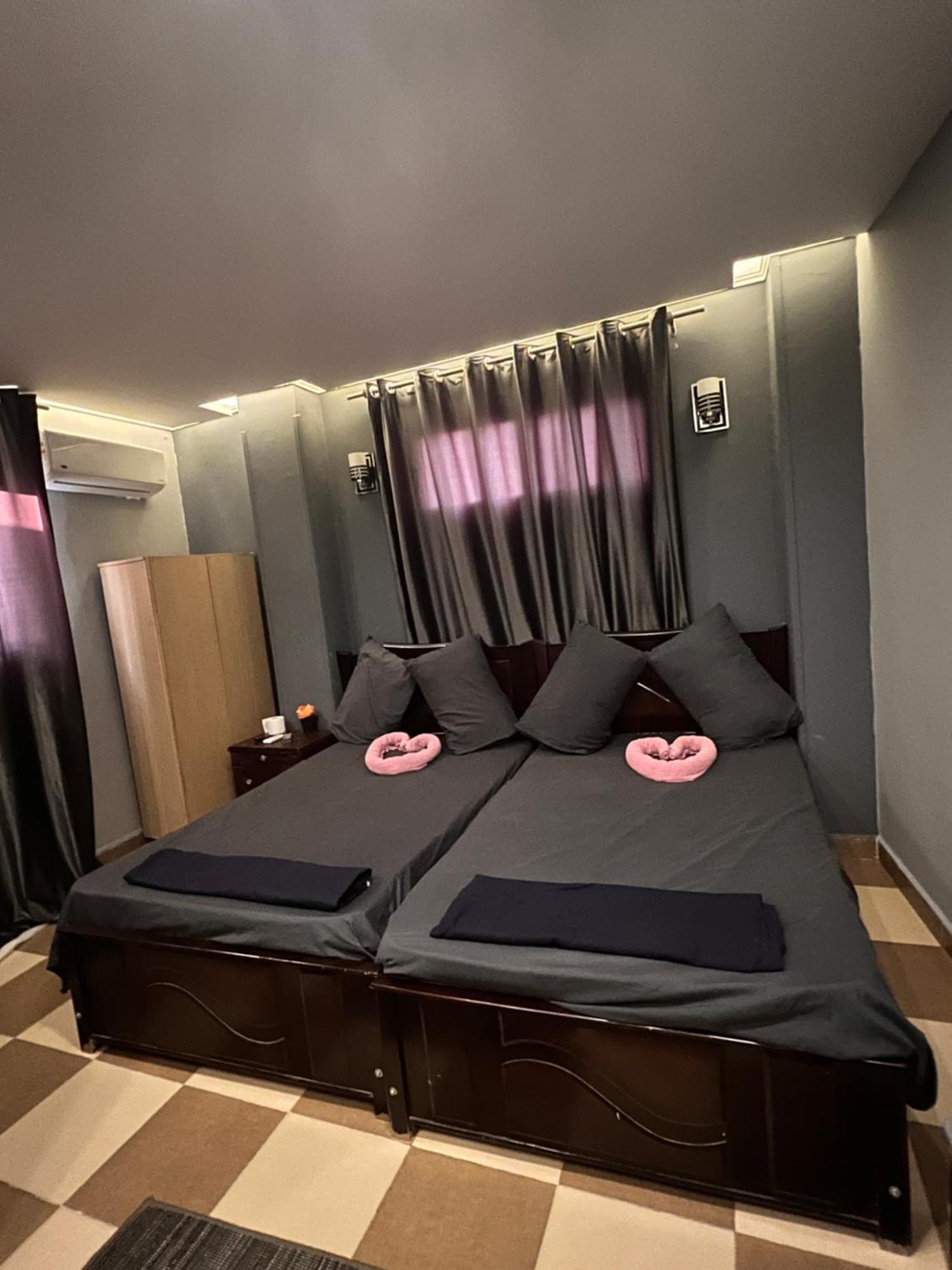 Amigo Pyramids Inn 카이로 외부 사진
