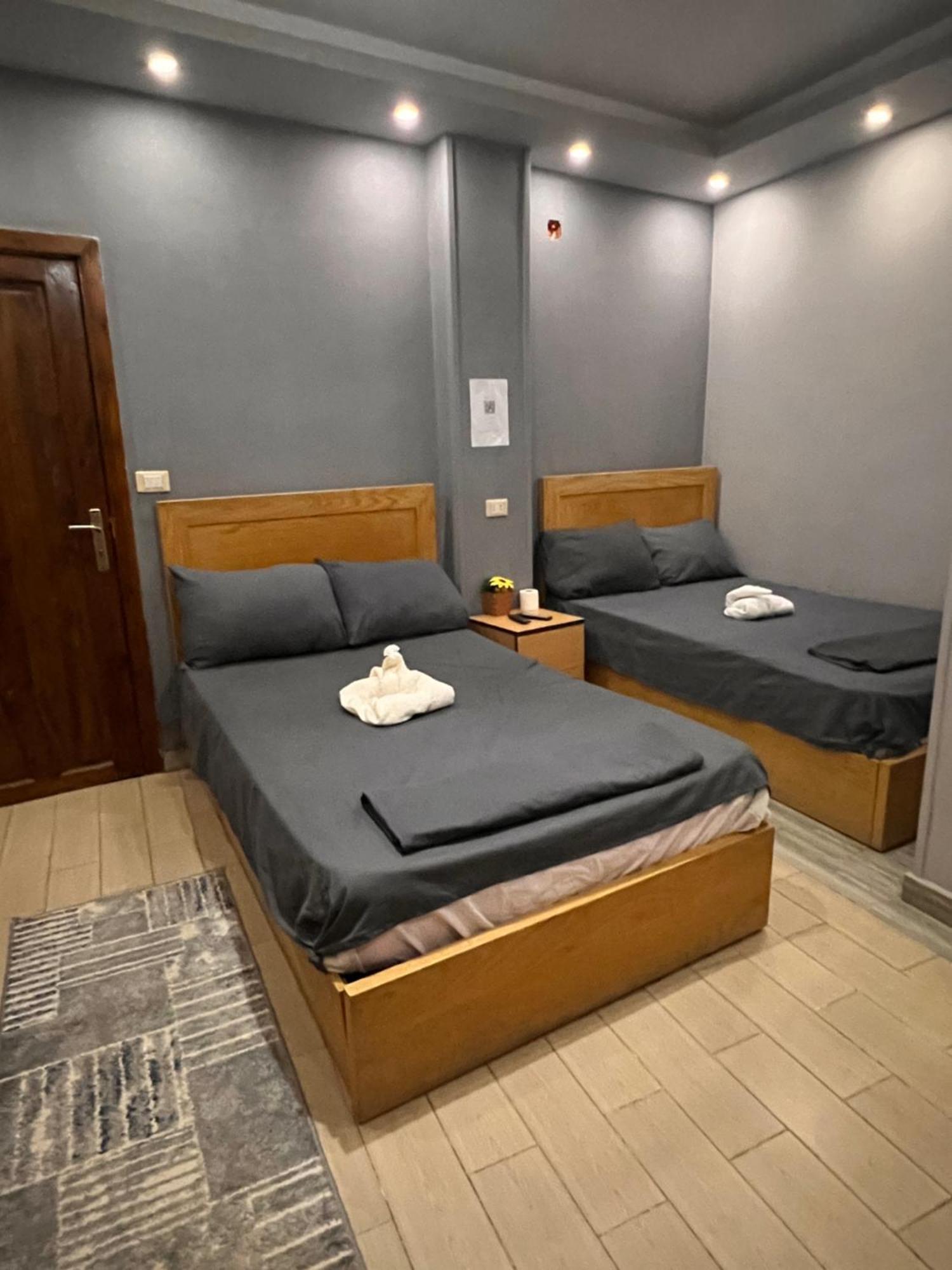Amigo Pyramids Inn 카이로 외부 사진